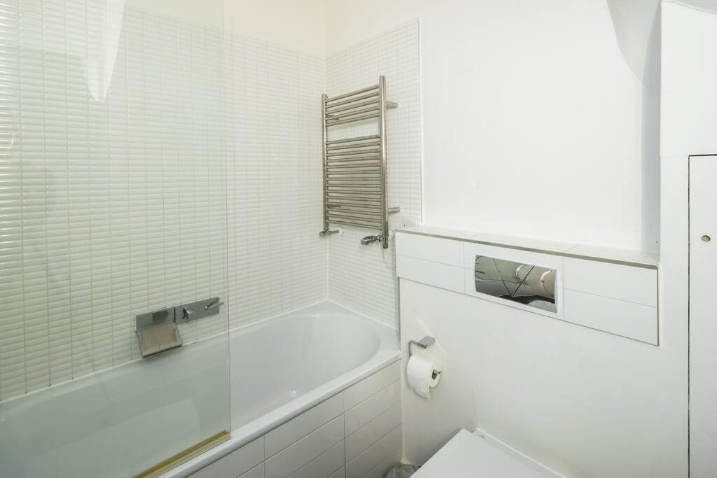 Chic And Spacious Flat Near Bond Street Apartment London Exterior photo