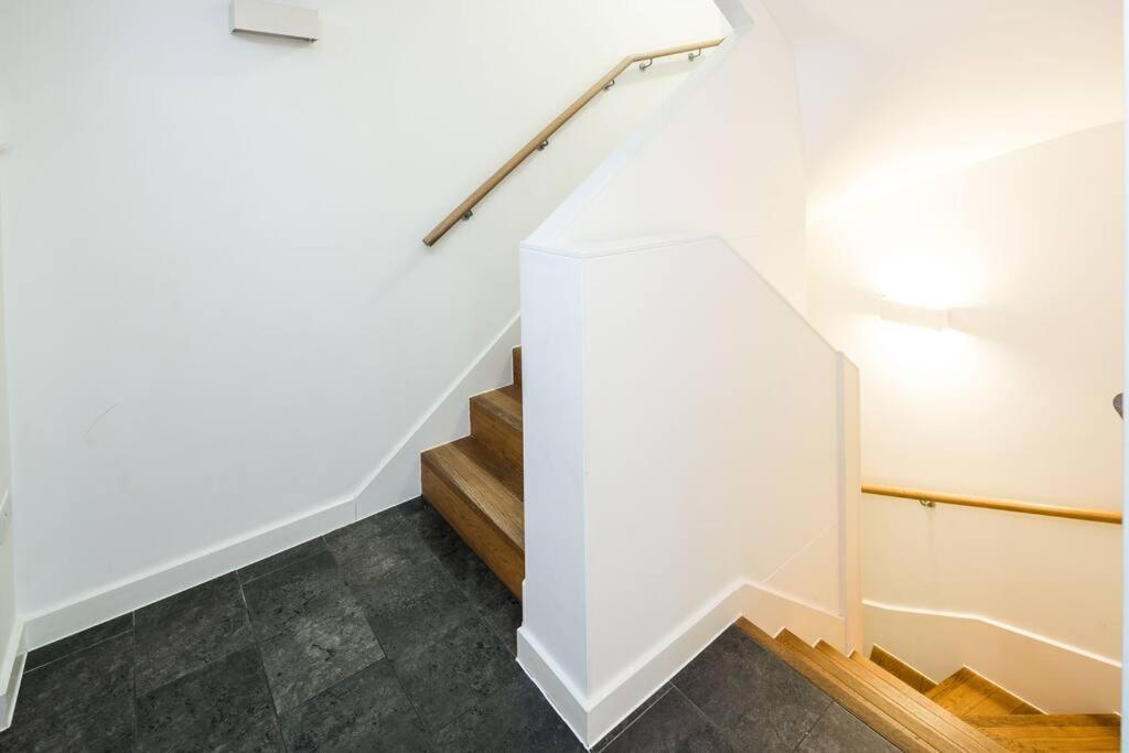 Chic And Spacious Flat Near Bond Street Apartment London Exterior photo